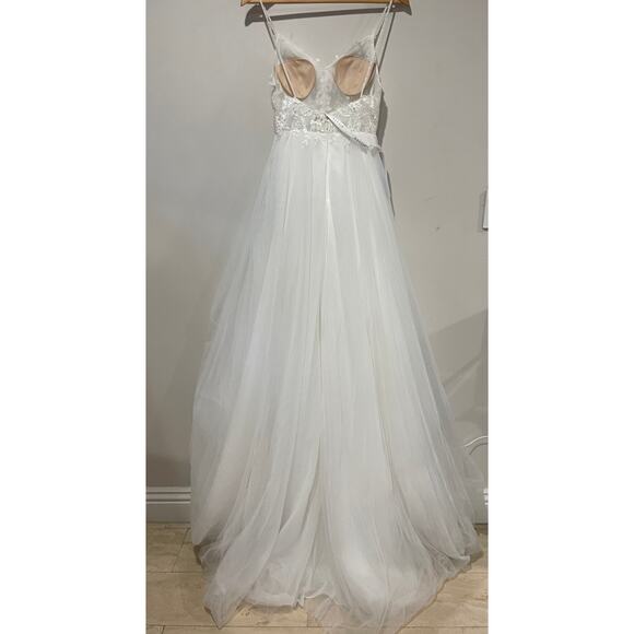 NWT Azazie Tatiana A-Line V-Neck Sequins Tulle Wedding Dress Diamond White Sz 0 - Picture 11 of 11